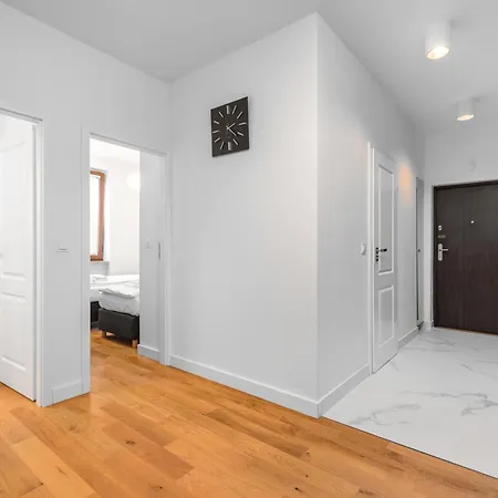 Marszalkowska 28 By Your Freedom * Warschau